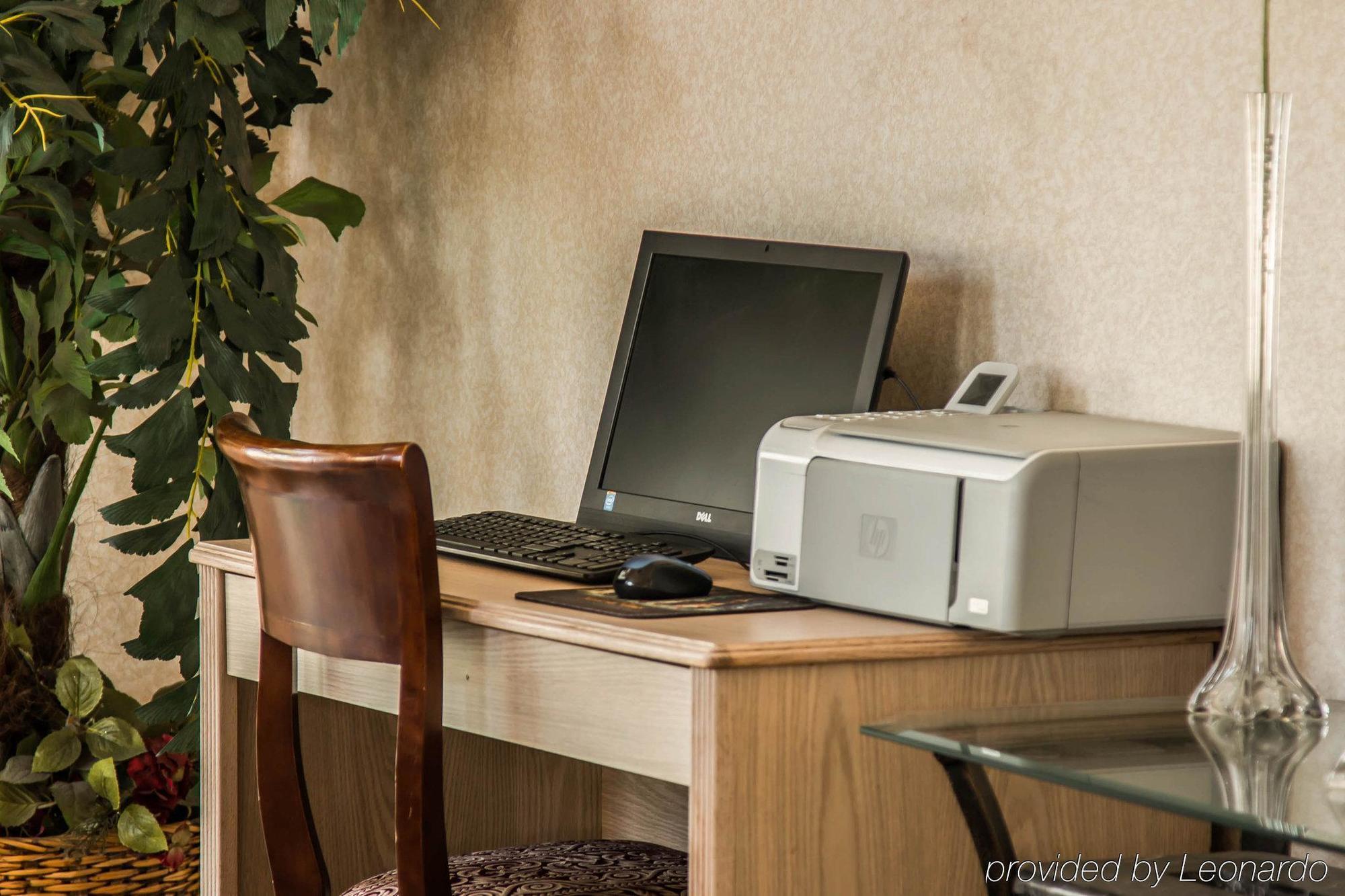 Hotel Oceanside, Ca - Marina / Camp Pendleton 2*