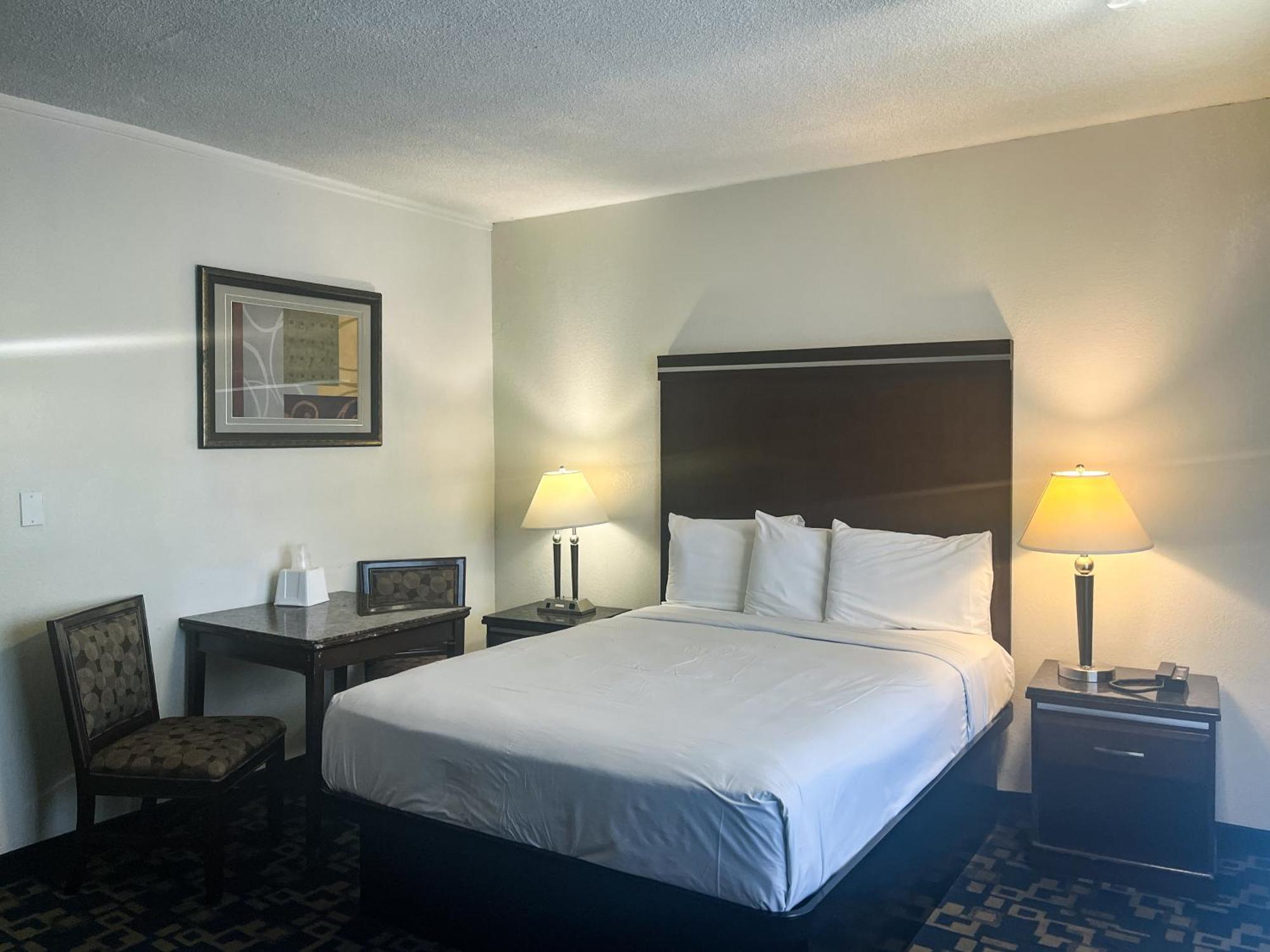 Oceanside, Ca - Marina / Camp Pendleton Hotel
