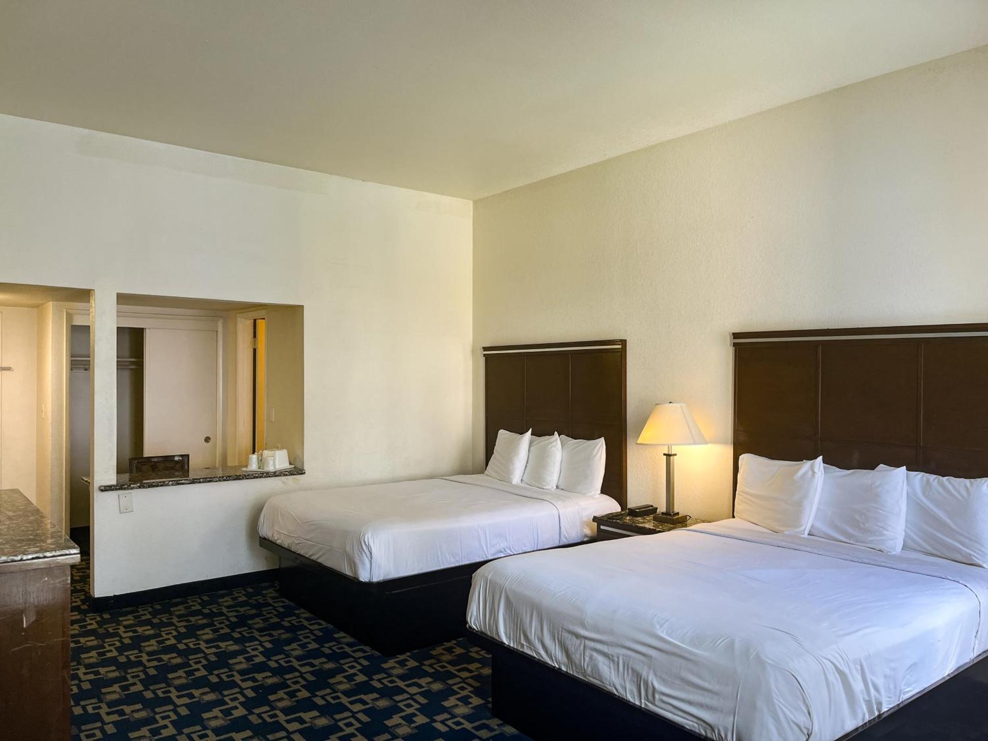 Hotel Oceanside, Ca - Marina / Camp Pendleton Oceanside
